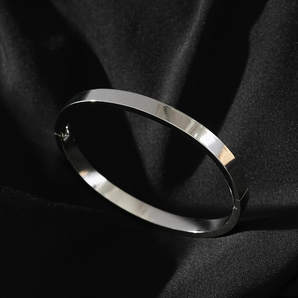 Hackney Nine 'Attili' Band Bangle Bracelet - Silver