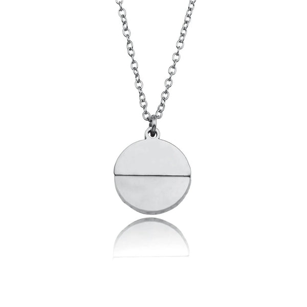 Hackney Nine 'Emersyn' Metal & Shell Circle Pendant Necklace - Silver