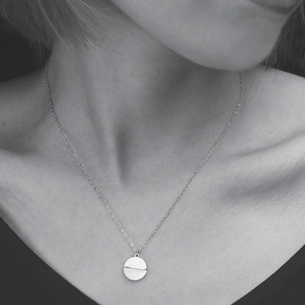 Hackney Nine 'Emersyn' Metal & Shell Circle Pendant Necklace - Silver