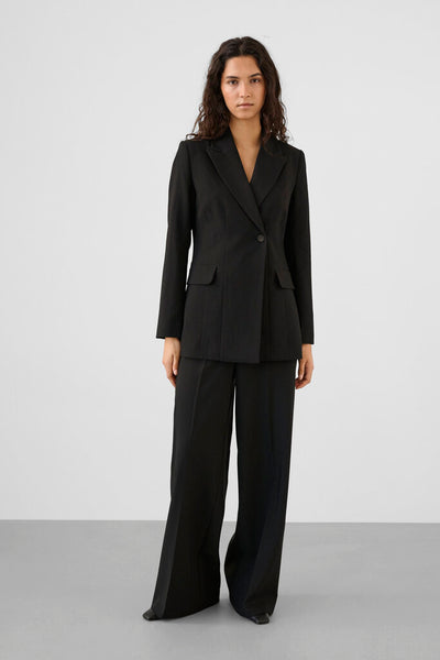 Soaked in Luxury 'Corinne' Tailored Blazer