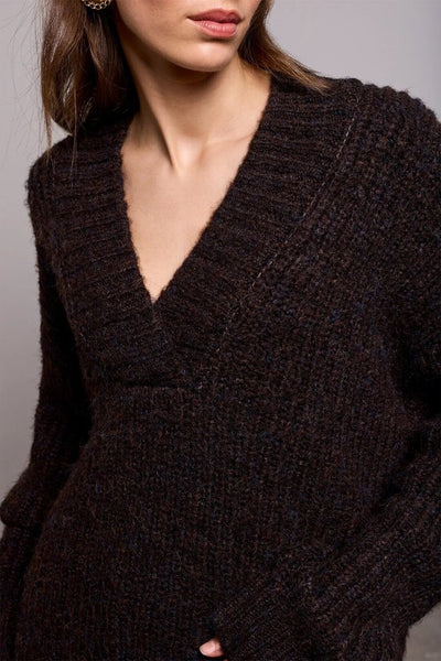 Tribal Blue Thread Oversized Chunky Knit Deep V-Neck Sweater - Saddle Brown