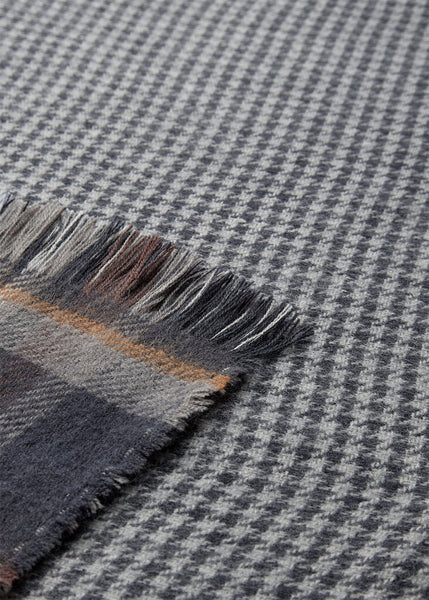 Soyaconcept 'Hanna YD 1' Plaid Blanket Scarf