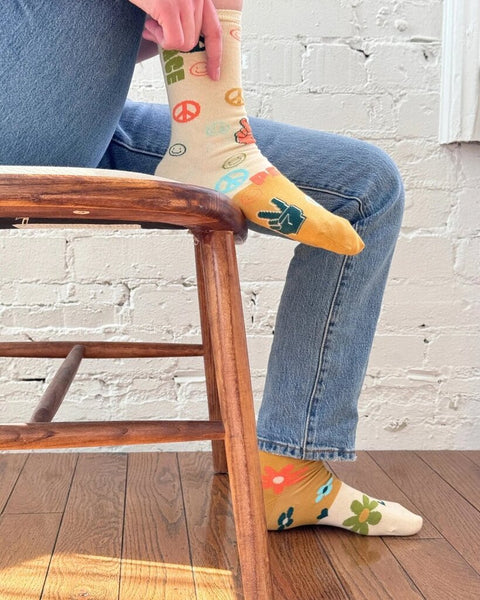 Friday Sock Co. Women's Peace, Love & Flowers Socks