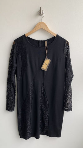 Danny be Black Lace Sleeve Lace Inlet Dress - Size X-Large (NWT)