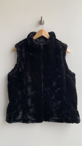 Nicole Miller Black Fur/Quilted Reversible Zip Front Vest - Size Medium