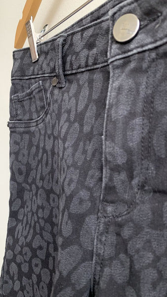 1822 Denim Black Leopard Print Denim Shorts - Size 10