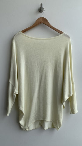 Charlotte Avery Pale Yellow Long Dolman Sleeve Top - Size Large