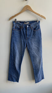 Levi's Mid-Blue Unfinished Hem Wedgie Straight Leg Jeans - Size 25