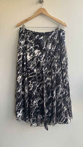 Jones New York Grey/Black Printed Lined Midi Skirt - Size 14