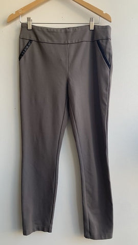 Renuar Grey Back Seam Pull On Pant - Size 8