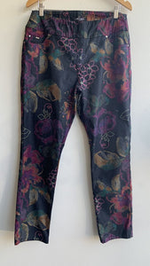 Pre-Owned Lisette Black Pixelated Floral Print Pull-On Pants - Size 14