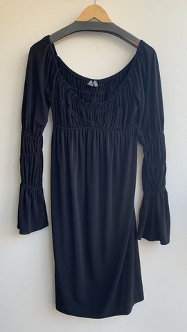 Pre-Owned muse Black Elastic Cinch Long Flare Sleeve Off-the-Shoulder Dress - Size 2