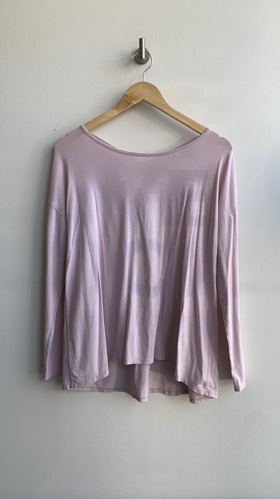 Pre-Owned Lululemon Pink Back Cutout Long Sleeve Top - Size 6