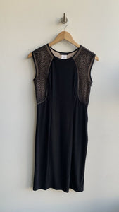 Pre-Owned Bellisima Fashion Black Sleeveless Silhouette Dress Beaded Detail at Sides- Size 6