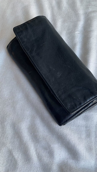 Pre-Owned Valentina Black Genuine Leather Made in Italy Wallet