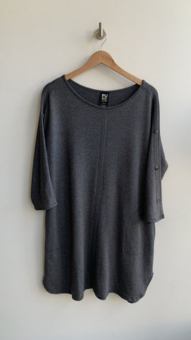 Pre-Owned Pure Essence Grey 3/4 Sleeve Scoop Neck Tunic- Size Medium