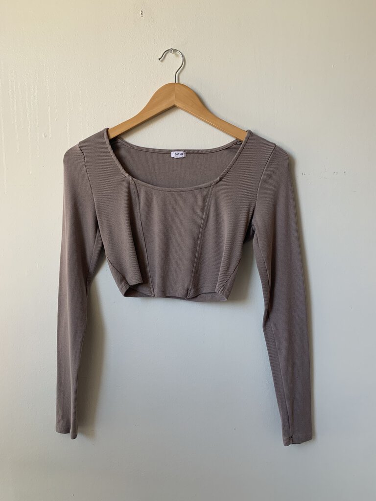 Pre-Owned Garage Brown Long Sleeve Ribbed Crop Top - Size Medium