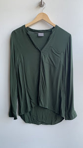 Pre-Owned Vero Moda Green Button Front Long Sleeve Shirt - Size Medium