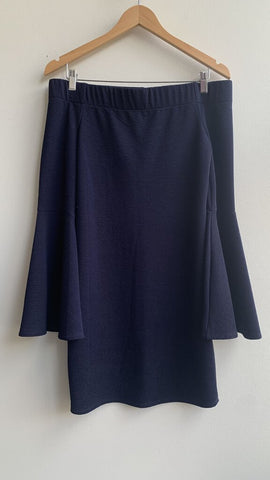 Pre-Owned BGBGeneration Navy Off-the-Shoulder Trumpet Sleeve Dress - Size Medium