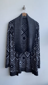 Pre-Owned Lady Dutch Black/Grey Diamond Print Collared Cardigan - Size Small