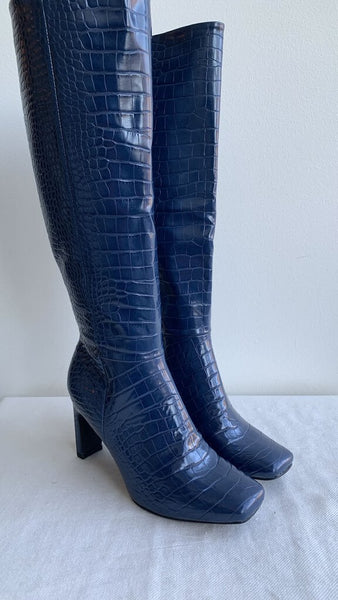 Pre-Owned Just Fab Dark Blue Croc Print Square Toe Heeled Tall Boots - Size 7.5