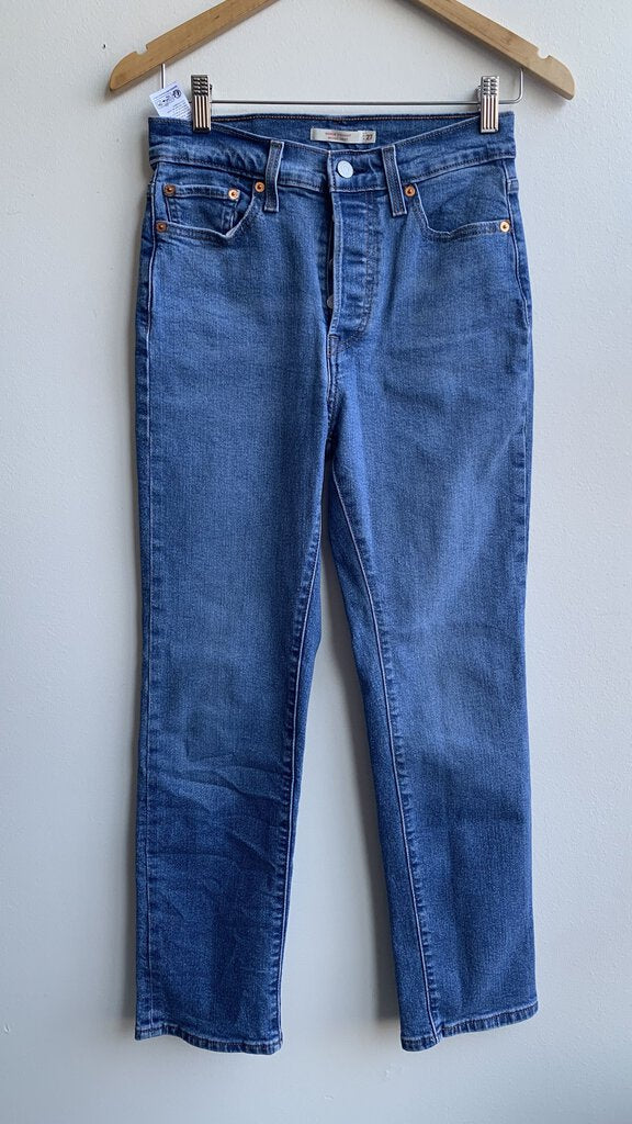 Pre-Owned Levi's Mid-Blue Wedgie Straight Leg Jeans - Size 27