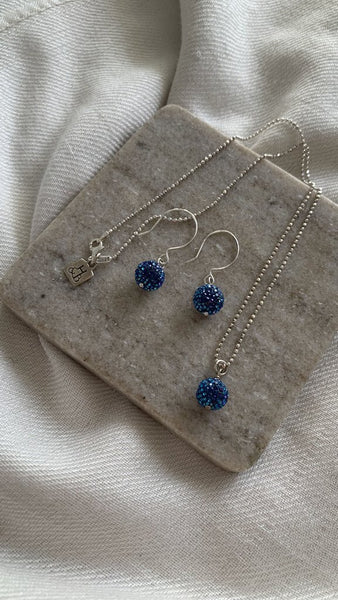 Pre-Owned Hillberg & Berk Royal Blue Sparkle Ball Earrings/Necklace Set