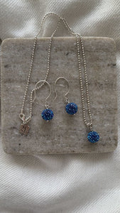 Pre-Owned Hillberg & Berk Royal Blue Sparkle Ball Earrings/Necklace Set