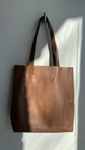 Pre-Owned Naturalizer Brown Leather Tote w/ Inner Pouch