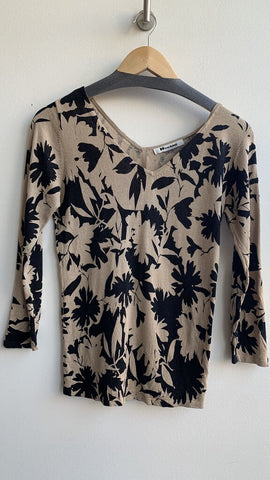 Pre-Owned Nygard Brown/Black Floral 3/4 Sleeve V-Neck Knit Top - Size Small (Estimated)