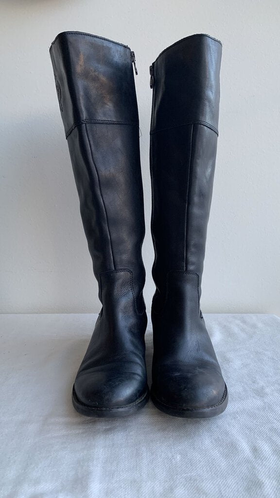 Pre-Owned Franco Sarto Black Leather Crest Embossed Riding Boots - Size 8