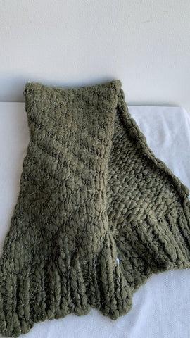 Pre-Owned Lucky Brand Army Green Gold Threaded Chunky Knit Scarf