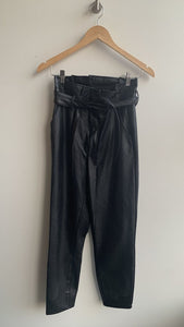 Pre-Owned Abercrombie & Fitch Black Faux Leather Paper Bag Waist Pants - Size Small