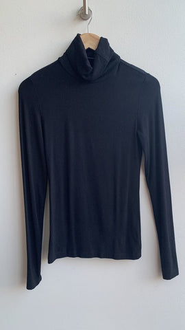 Pre-Owned Sanctuary Black Long Sleeve Turtle Neck- Size X-Small