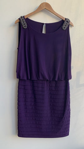 Pre-Owned Jessica Purple Banded Flowy Beaded Shoulder Detail- Size 12