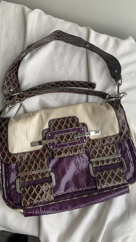 Pre-Owned Guess Purple/Brown/Cream Patent Shoulder Bag/Crossbody