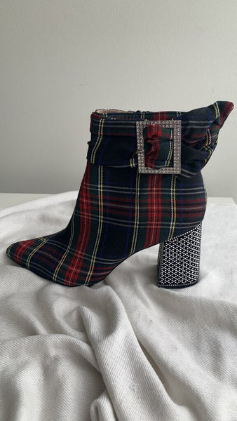 Pre-Owned Betsey Johnson Millburn Plaid Rhinestone Heel Booties - Size 10