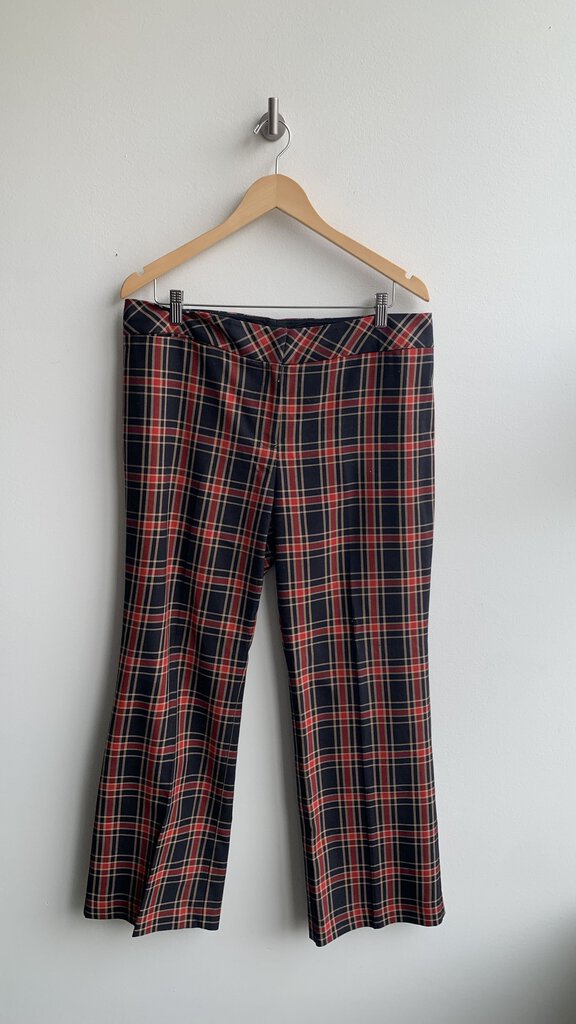 Pre-Owned Black/Red Plaid Trousers - Size Large (Estimated)