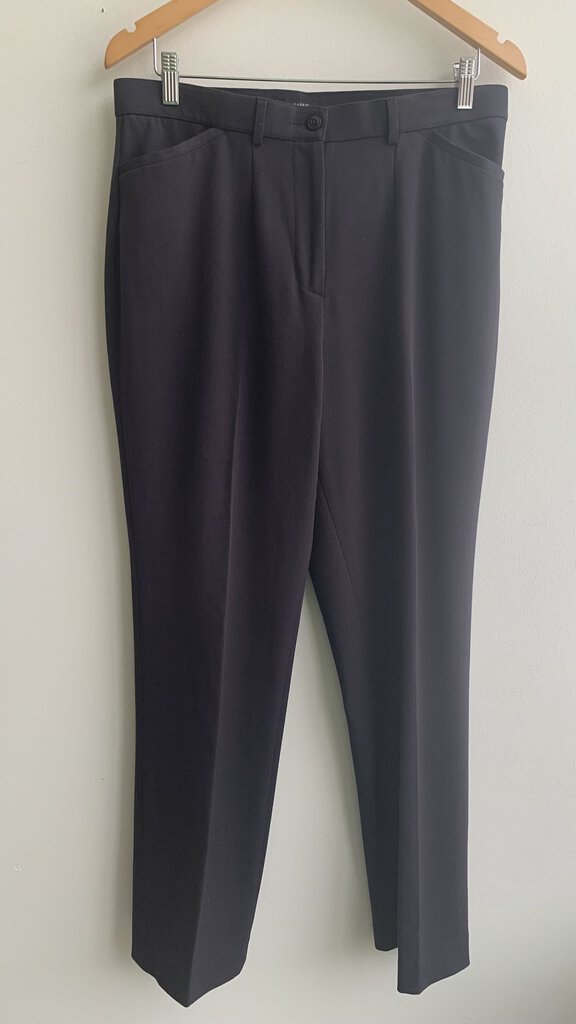 Pre-Owned Haggar Black Straight Leg Trousers - Size 12