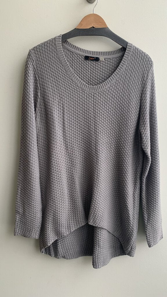 Pre-Owned Dex Grey Round Neck High-Low Knit Sweater - Size Large