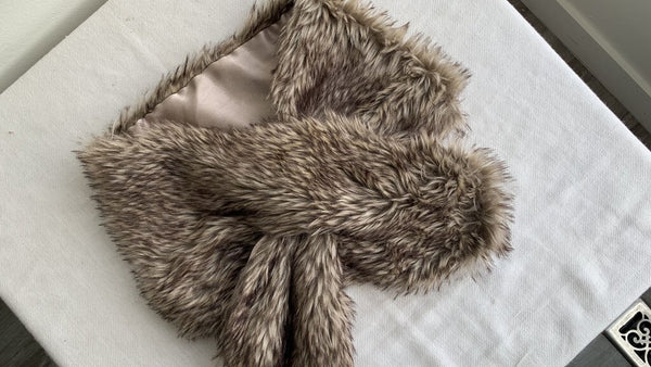 Pre-Owned Costa Blanca Brown Faux Fur Scarf