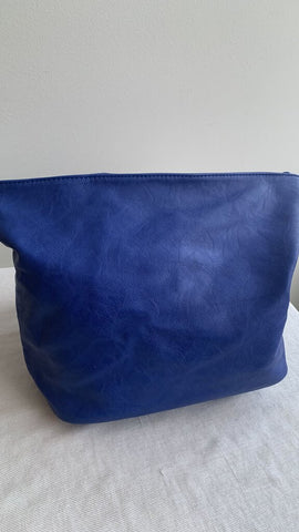 Pre-Owned B.lush Royal Blue Shoulder Bag