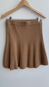 Pre-Owned Gap Camel Knit Skirt - Size Small