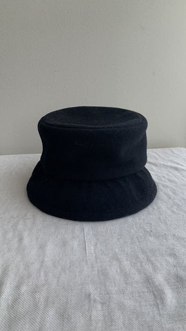 Pre-Owned Chapeaux Classics Black Wool Hat