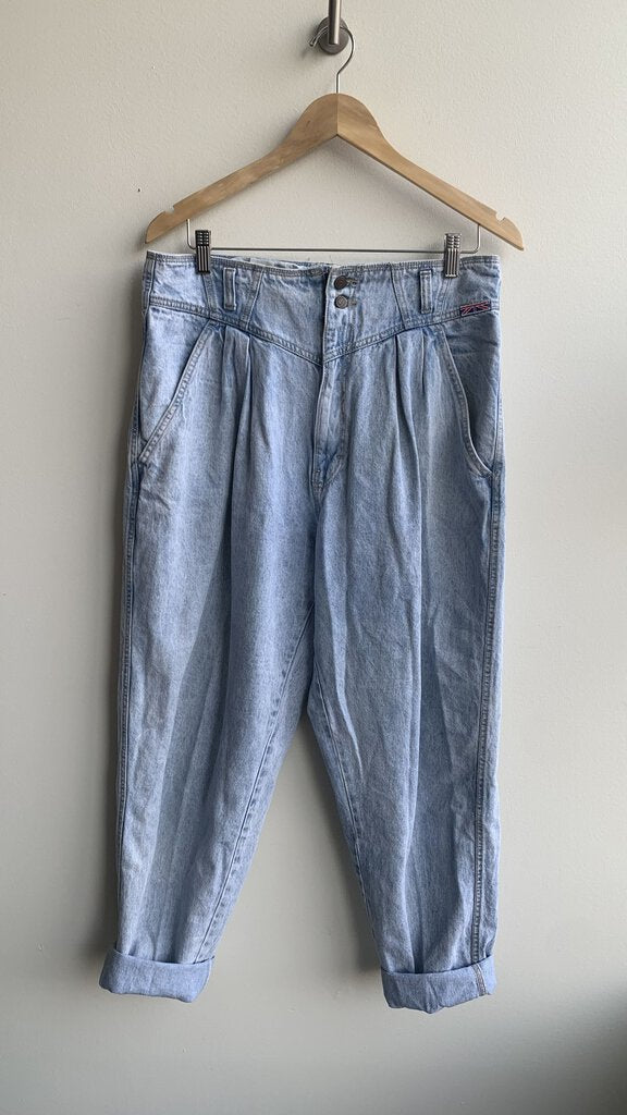 Pre-Owned Vintage Brittania Light Wash Pleated High Rise Jeans - Size 16