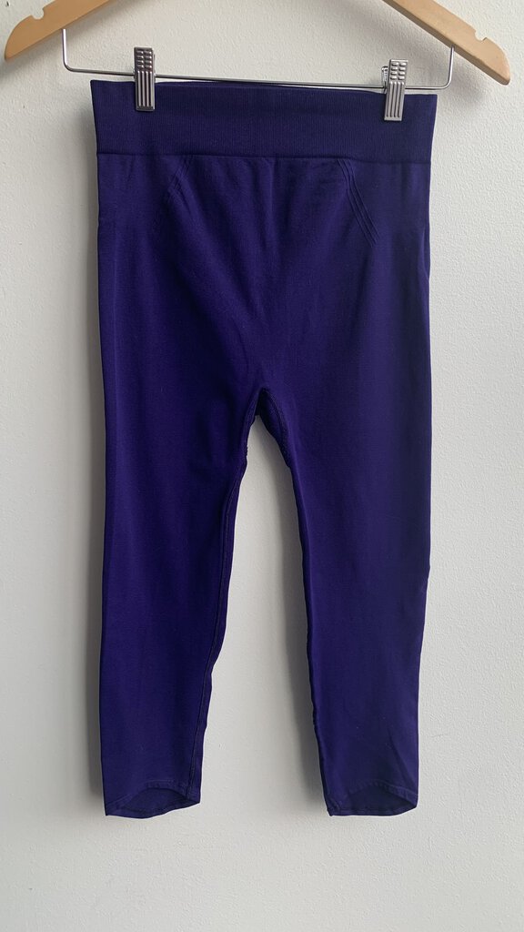 Pre-Owned Firma Energywear Deep Purple Cropped Leggings- Size Large