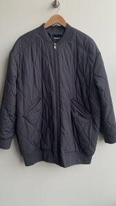 Pre-Owned Only Grey Quilted Zip Up Lightweight Coat - Size Medium