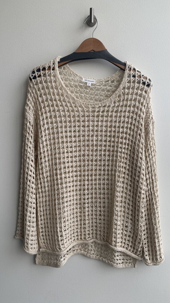 Pre-Owned Blu Pepper Cream Holey Knit Pullover Sweater - Size Medium