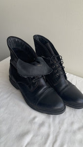 Pre-Owned Ateliers Black Zipper Trim Leather Military Style Boots - Size 40