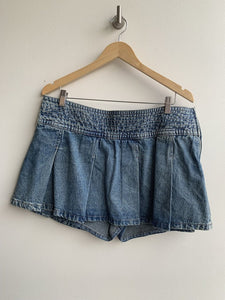 Pre-Owned Garage Mid-Blue Denim Pleated Mini Skort - Size X-Large